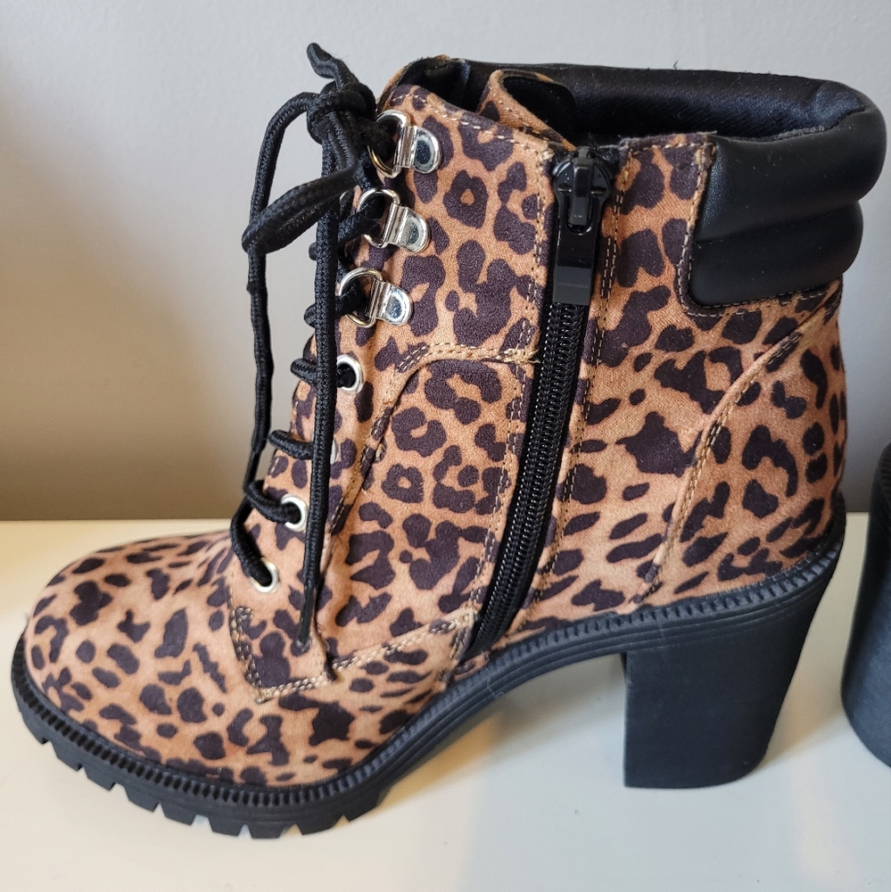 Torrid Leopard Lace Up Hiker Bootie, BNWT, Size 8 - Picture 5 of 12